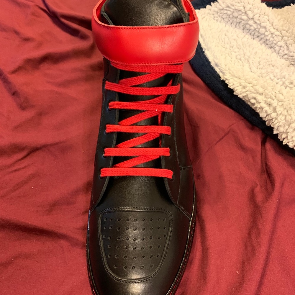 100% Italian leather bball shoe